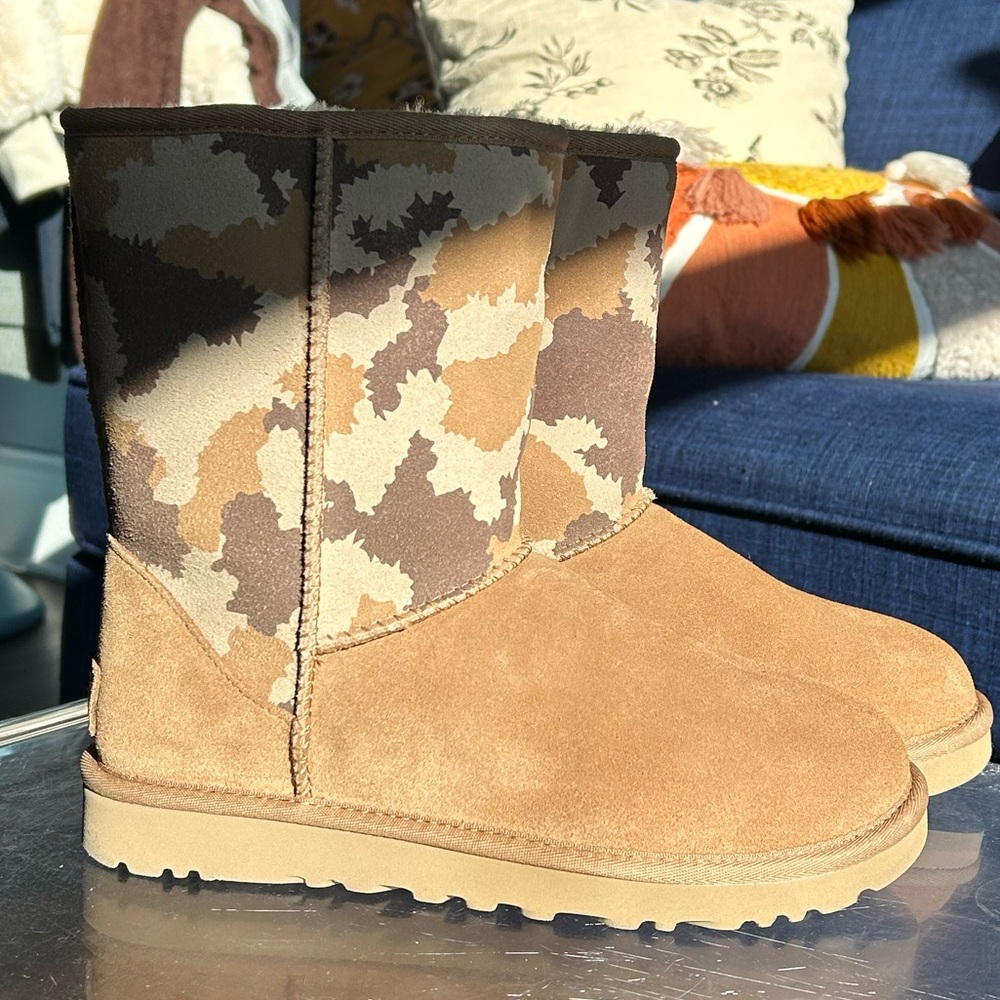 UGG Jagged Camo Tan NWOT